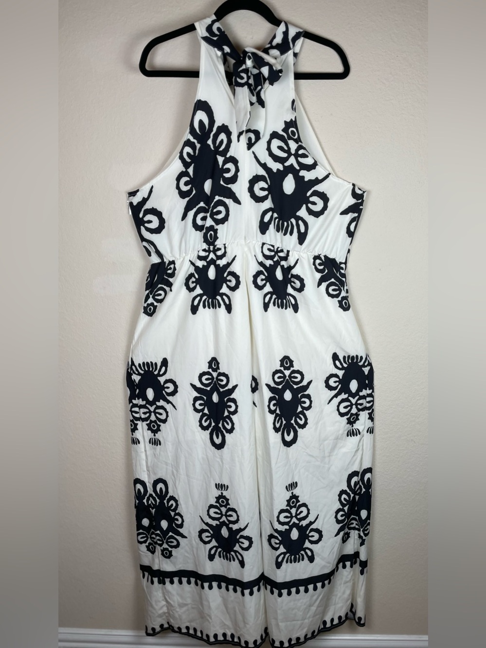 Black and White Halter Wide Leg Floral Jumpsuit | Size 3XL